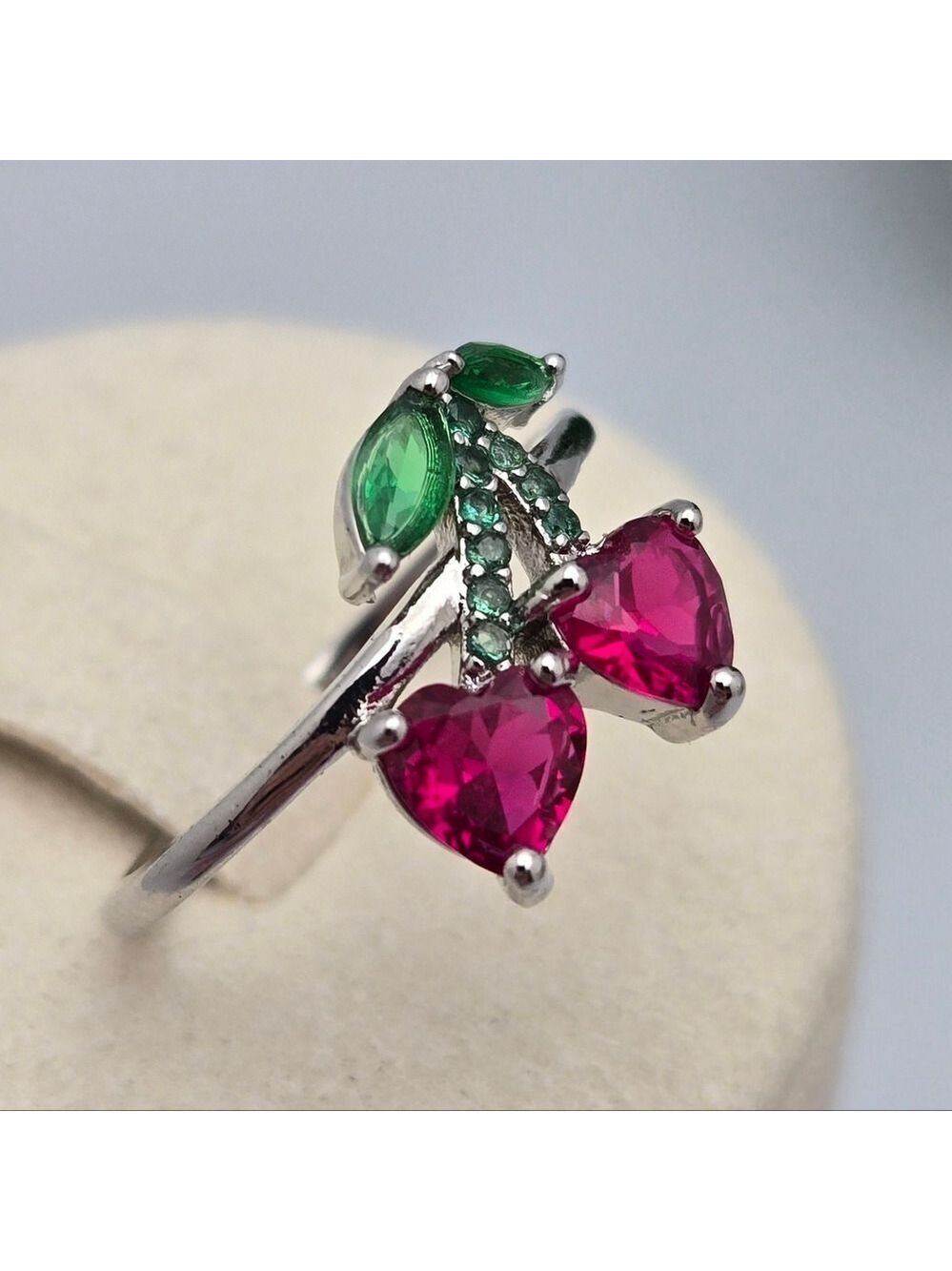 Cherry Ring Ruby Red Heart Stone Statement Ring Size 6 Cute Silver Tone